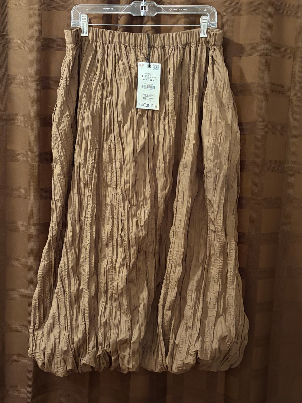 NWT ZARA Wrinkled Effect
Balloon Skirt size Large - Picture 3 of 7